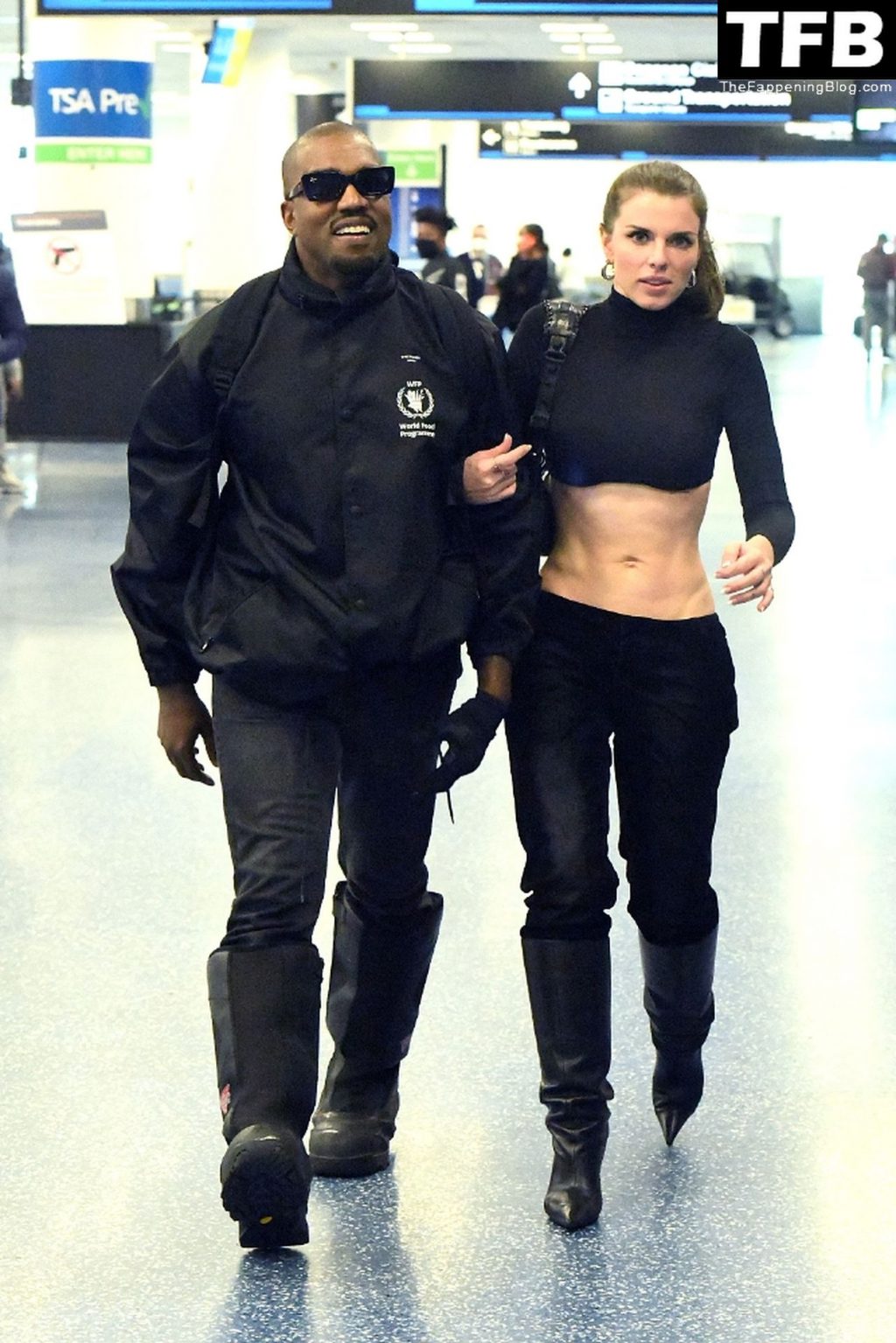 Kanye West is All Smiles as He Reunites with His Girlfriend Julia Fox at Miami International Airport (78 Photos)