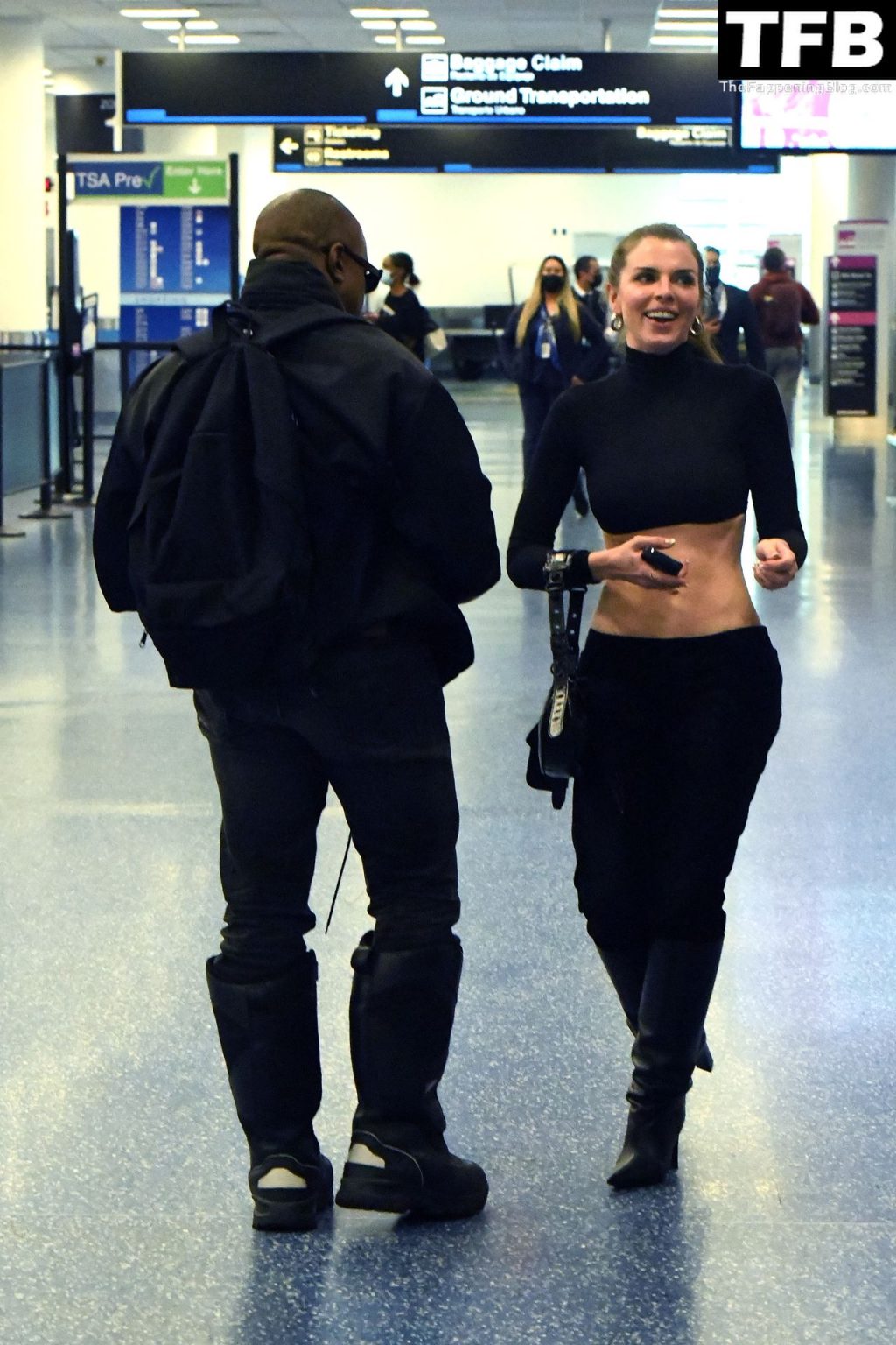 Kanye West is All Smiles as He Reunites with His Girlfriend Julia Fox at Miami International Airport (78 Photos)