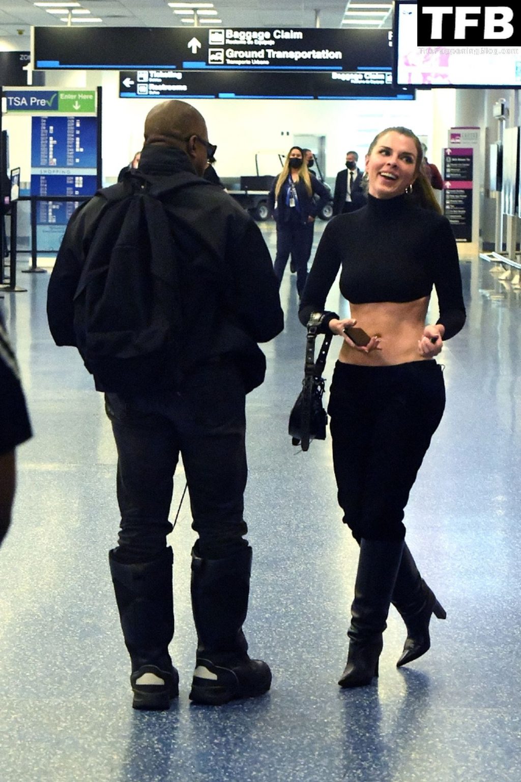 Kanye West is All Smiles as He Reunites with His Girlfriend Julia Fox at Miami International Airport (78 Photos)