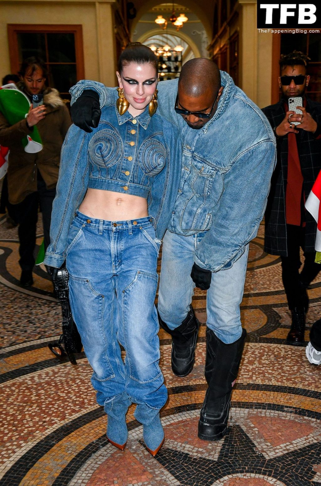 Kanye West &amp; Julia Fox Exit the Kenzo Men’s Fall/Winter 2022/2023 Fashion Show in Paris (58 Photos)