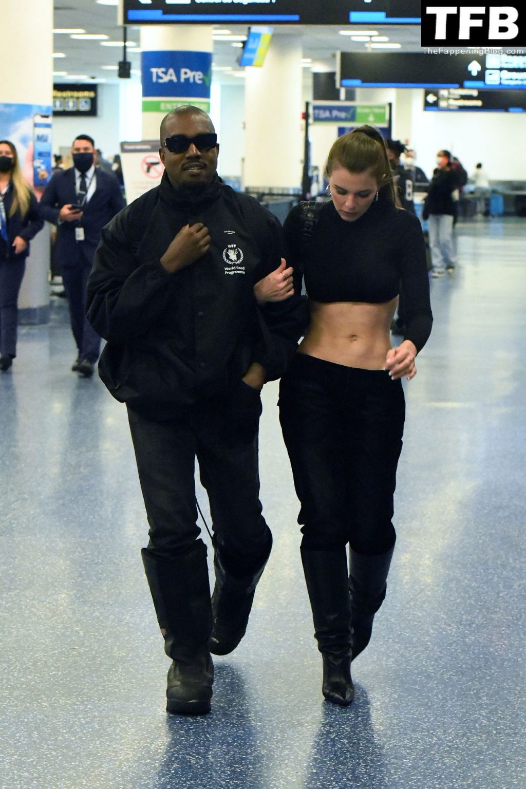 Kanye West is All Smiles as He Reunites with His Girlfriend Julia Fox at Miami International Airport (78 Photos)