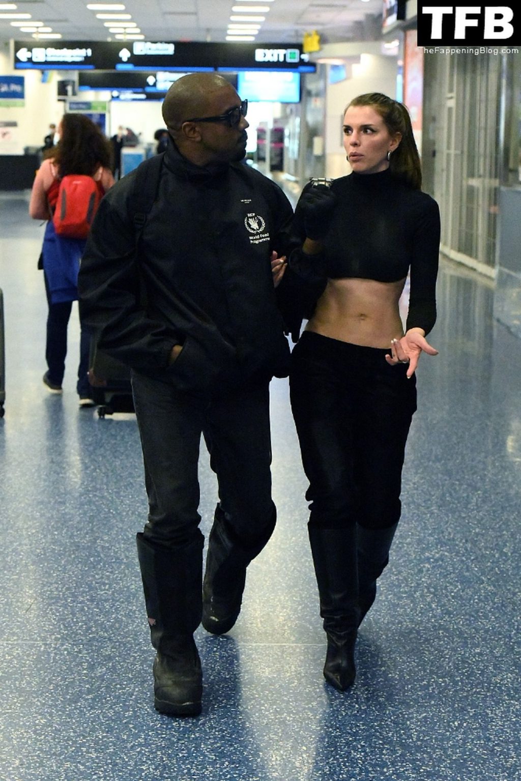 Kanye West is All Smiles as He Reunites with His Girlfriend Julia Fox at Miami International Airport (78 Photos)