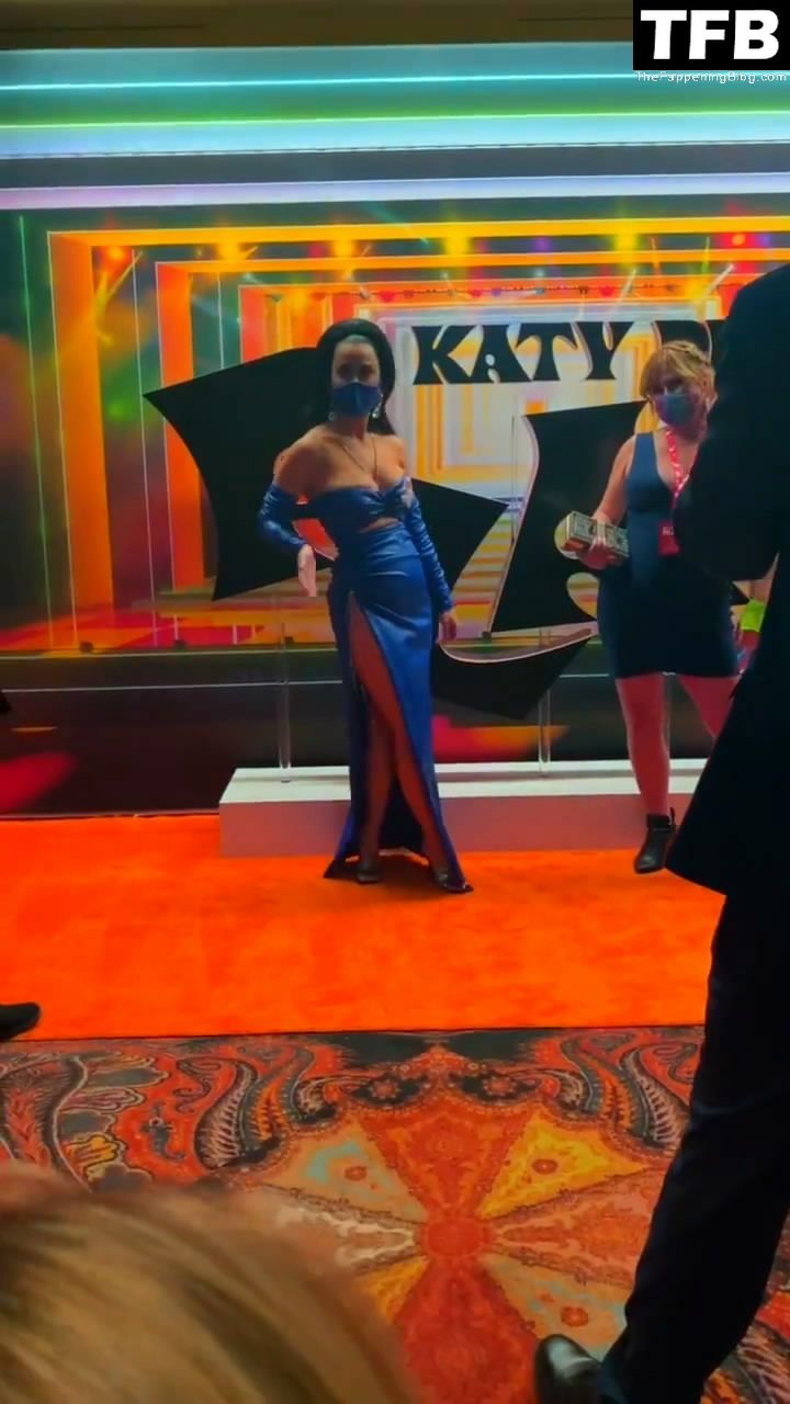 Katy Perry Sexy Tits 5
