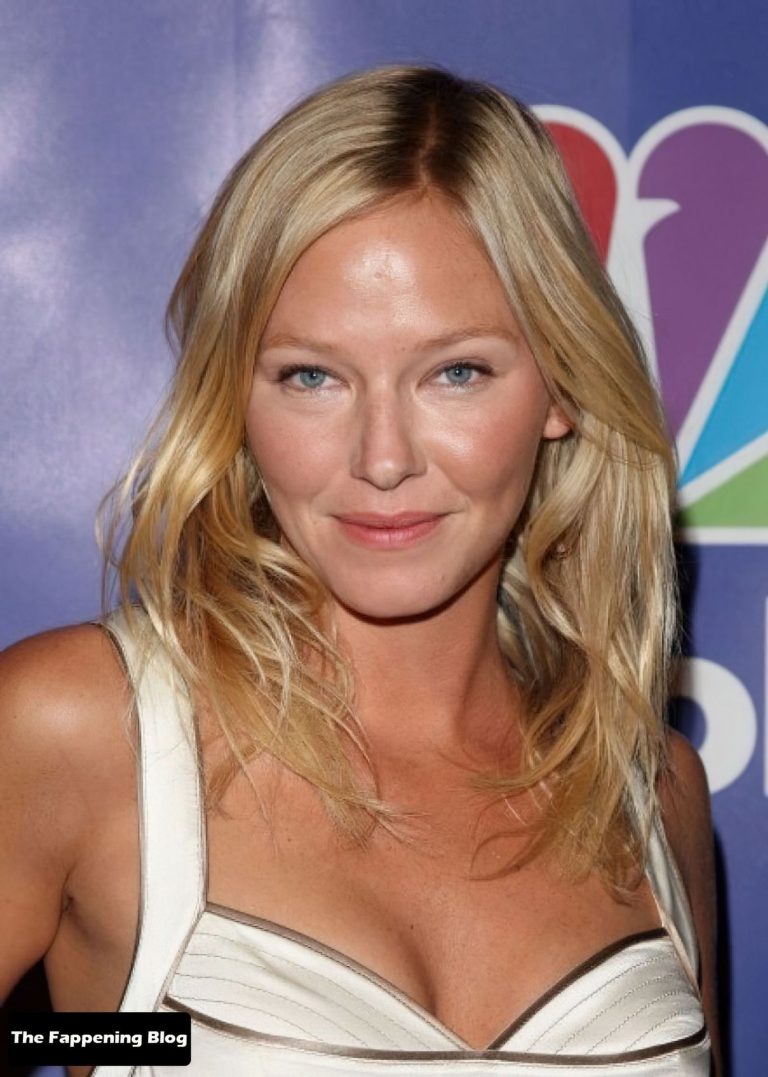 Kelli Giddish Topless And Sexy Collection 15 Pics Videos Thefappening 8916