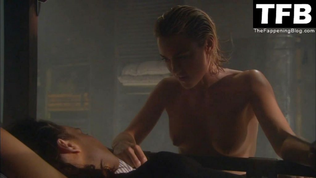 Kelly Carlson Nude – Starship Troopers 2: Hero of the Federation (4 Pics + Video)