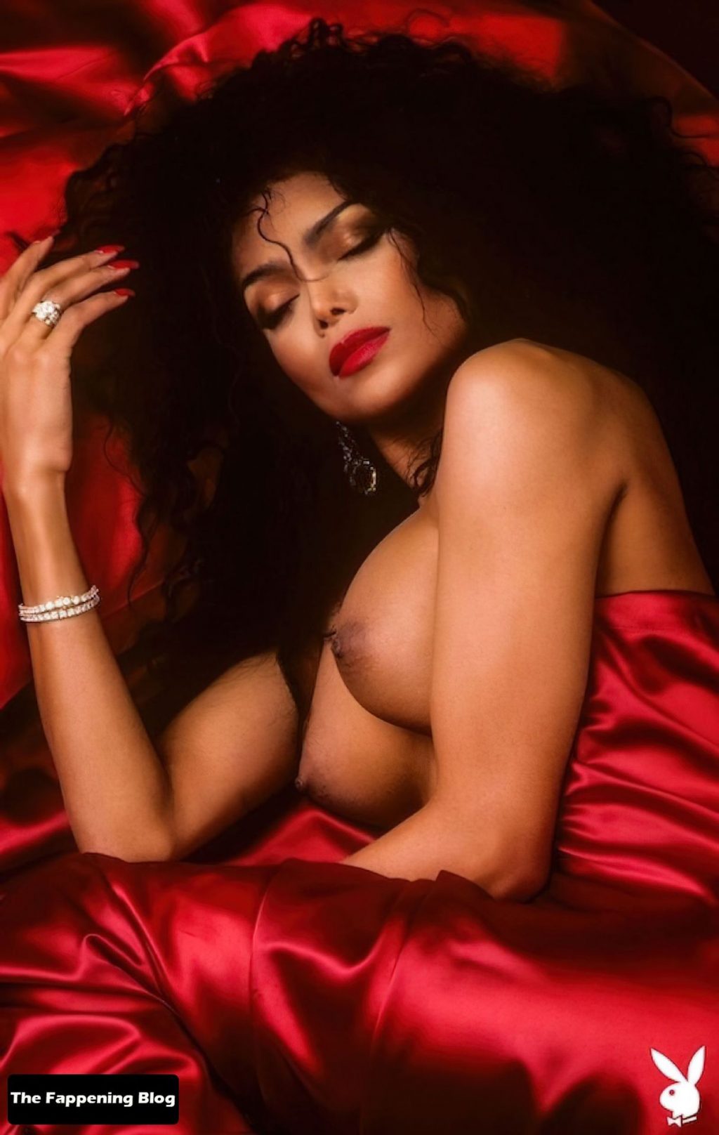 La Toya Jackson Nude – Playboy (27 Photos)