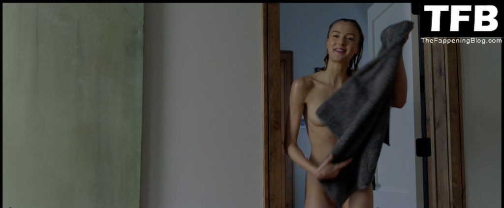 Lilly Krug Nude &amp; Sexy Collection (17 Photos + Videos)