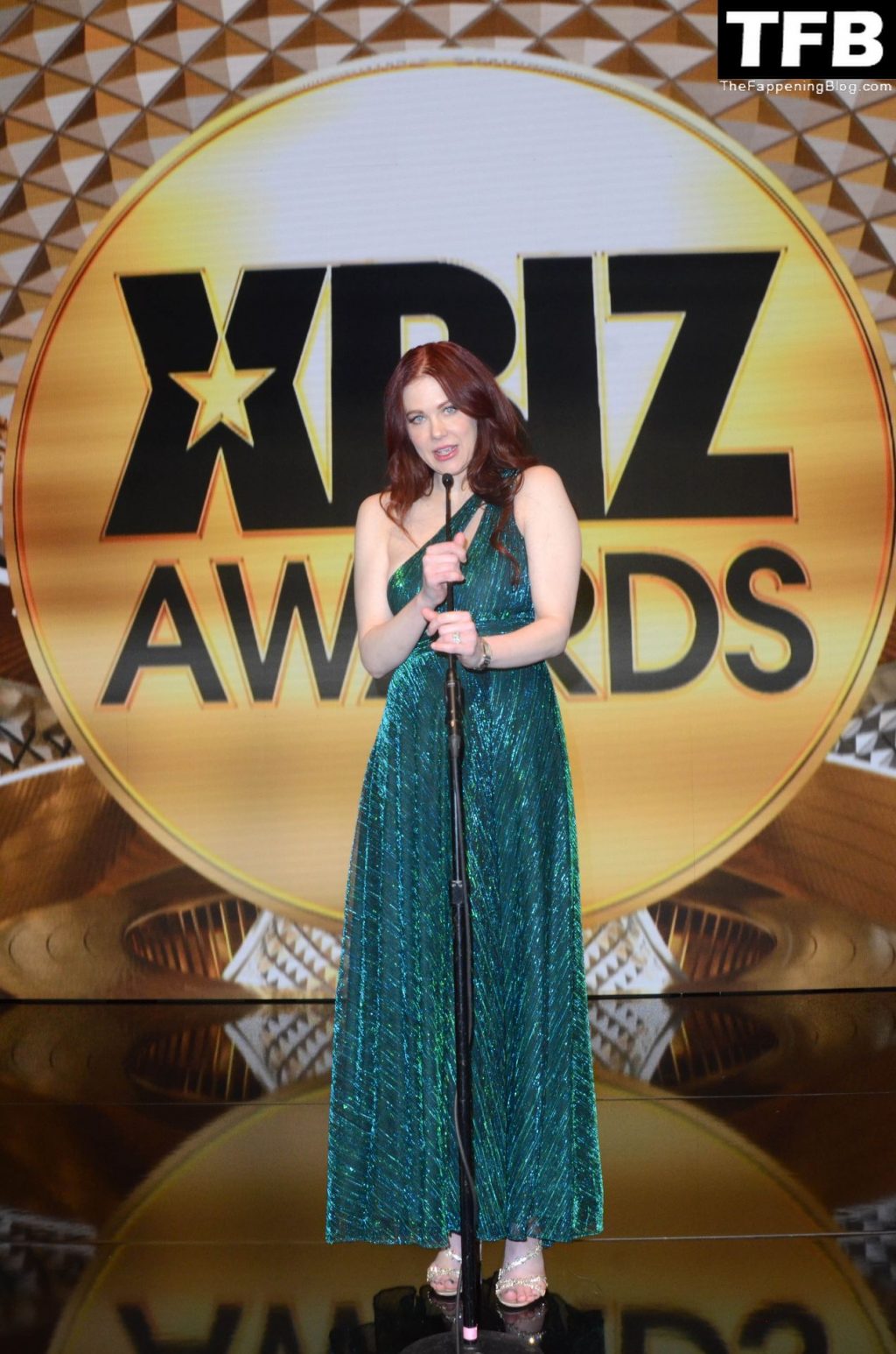 Maitland Ward Hosts the 2022 XBIZ Awards Where She Won Performer of the Year (48 Photos)