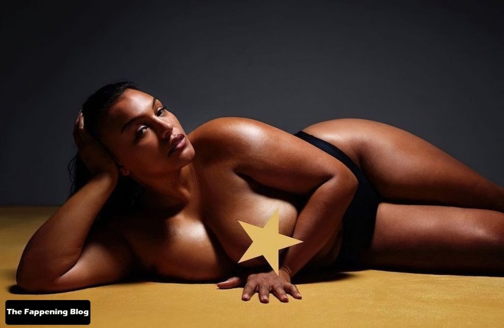 Paloma Elsesser Nude &amp; Sexy Collection (16 Photos)