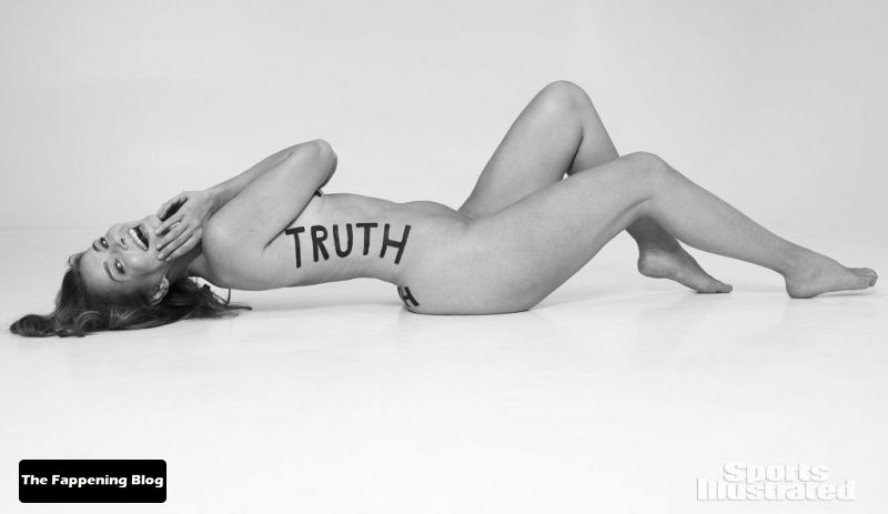 Paulina Porizkova Nude &amp; Sexy Collection (28 Photos + Videos)
