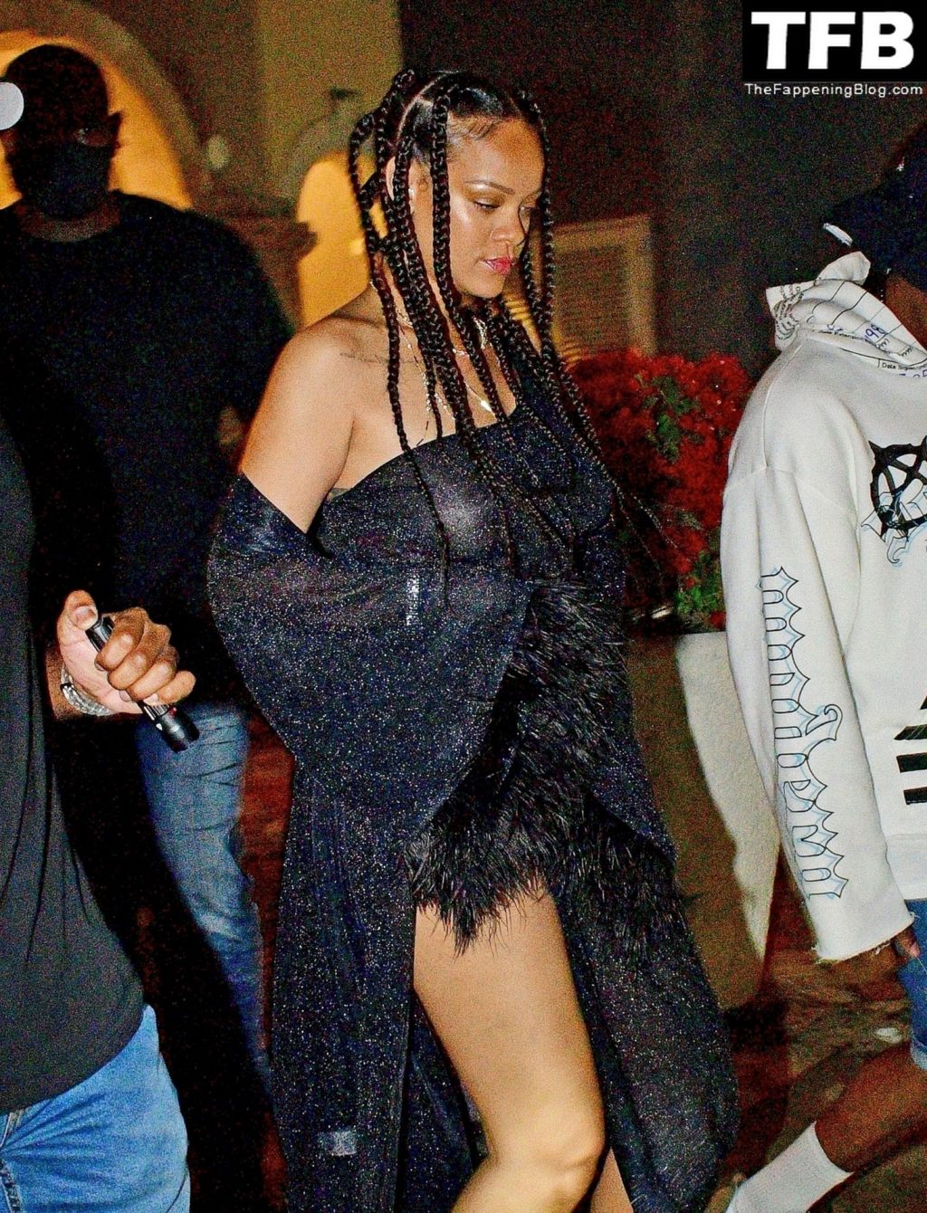 Rihanna Flaunts Her Sexy Legs &amp; Tits in Barbados (31 Photos)