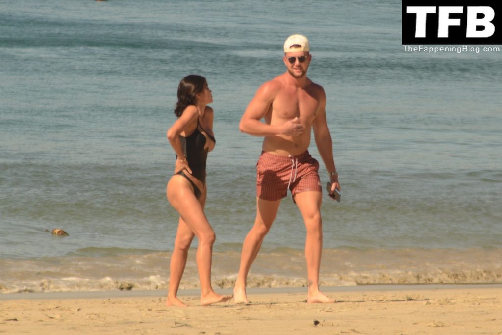Harry Jowsey and His New Girlfriend Sveta Bilyalova Get Wet and Wild in Costa Rica (36 Photos)