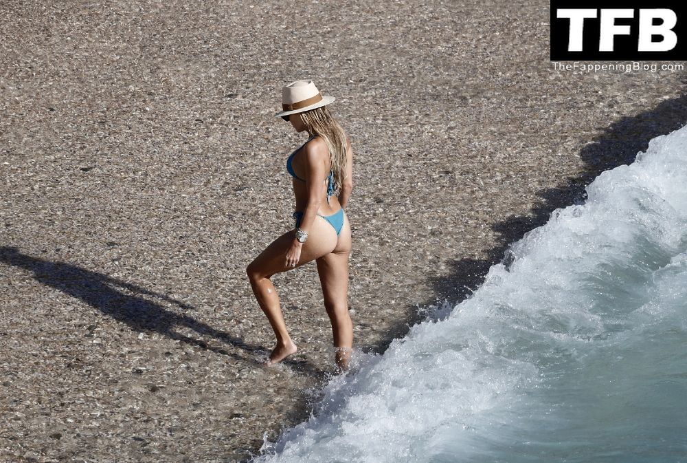 Sylvie Meis Shows Off Her Incredible Bikini Body on the Beach in St Barths (86 Photos)