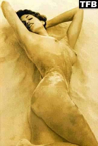 Cindy Crawford Nude &amp; Sexy Collection (119 Photos + Videos)