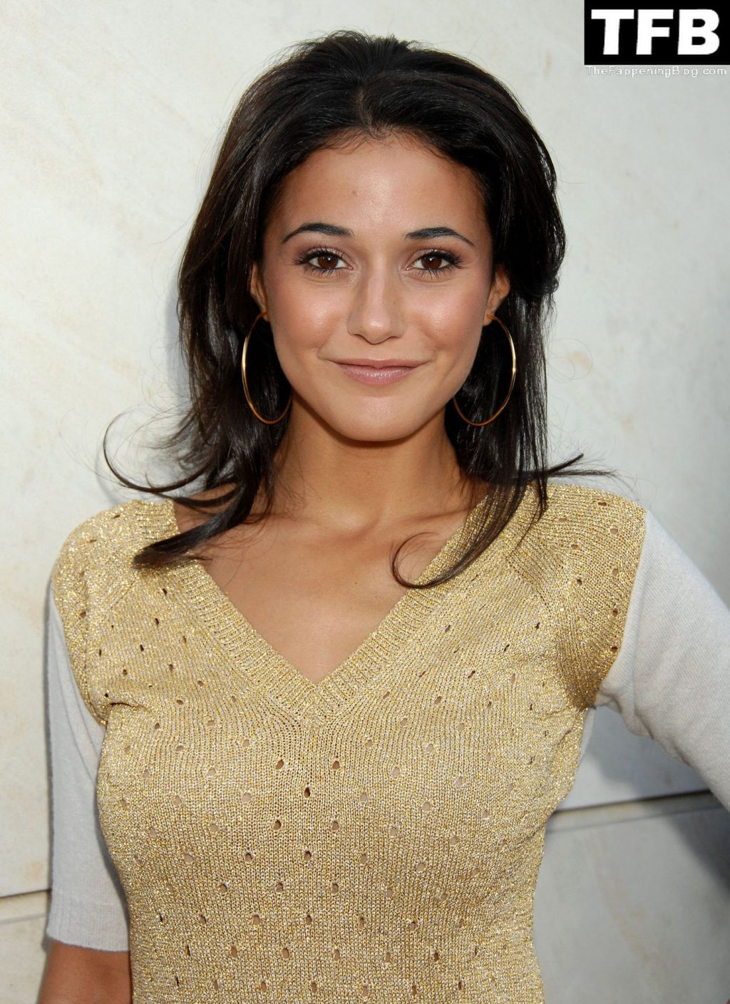 Emmanuelle Chriqui Nude &amp; Sexy Collection – Part 1 (150 Photos)