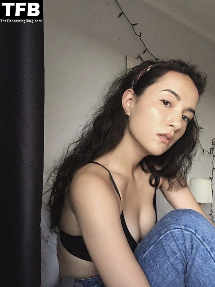 Jessie Mei Li Sexy (6 Photos)