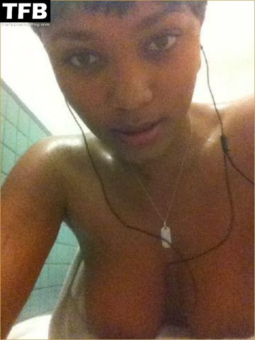 Teairra Mari Topless &amp; Sexy (11 Photos)