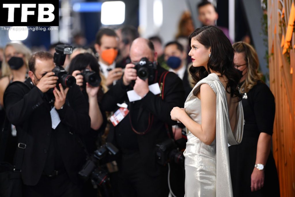 Alexandra Daddario Flaunts Her Famous Cleavage at the 28th Screen Actors Guild Awards (128 Photos)
