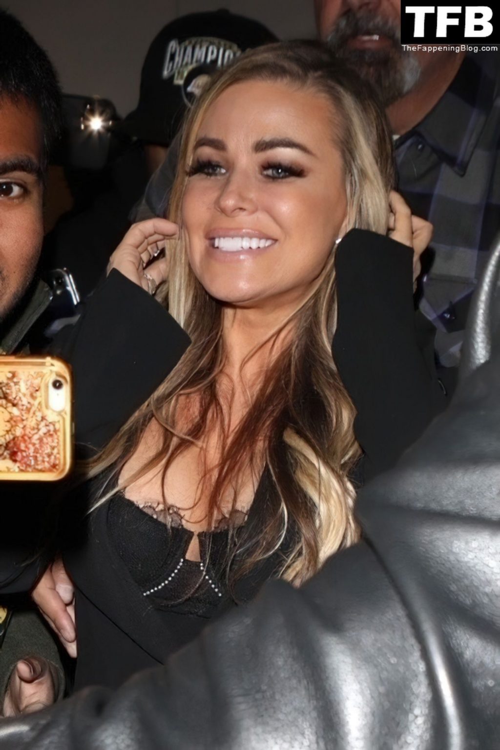 Carmen Electra Flaunts Nice Cleavage in WeHo (79 Photos)