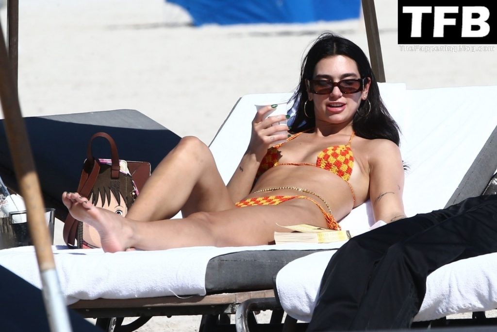 Dua Lipa Enjoys the Beach Life in Miami After Rehearsals (66 Photos)