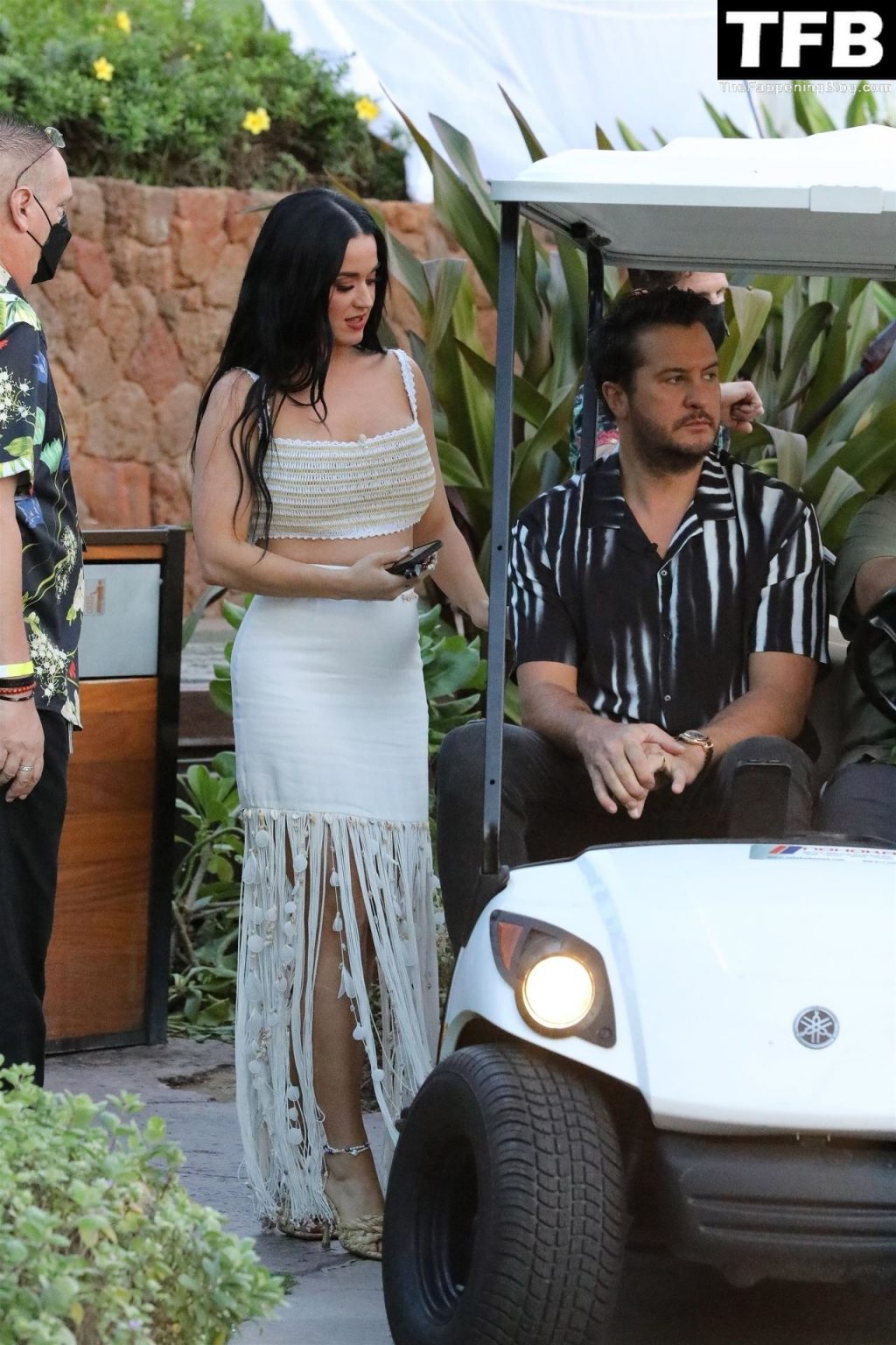 Katy Perry Shows Her Underboob Filming a New Season of American Idol in Maui (70 Photos)