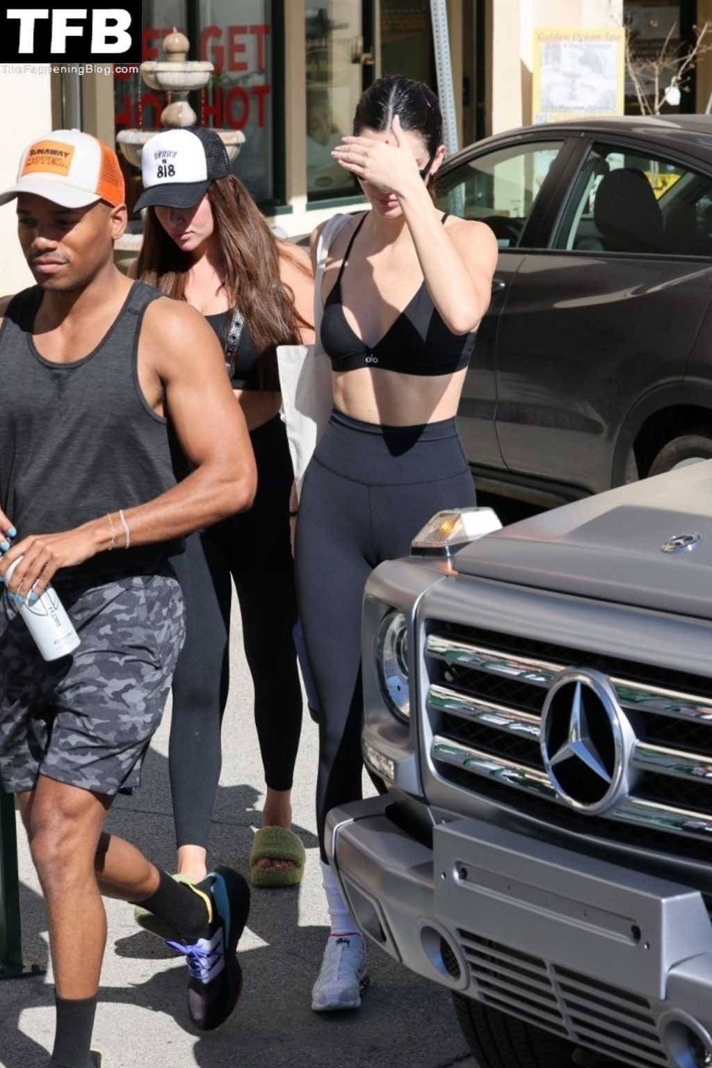 Kendall Jenner Shows Off Her Sexy Tits &amp; Cameltoe in West Hollywood (68 Photos)
