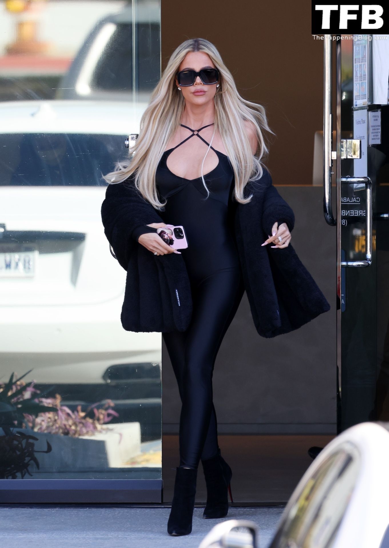 Khloe-Kardashian-Sexy-The-Fappening-Blog-12.jpg