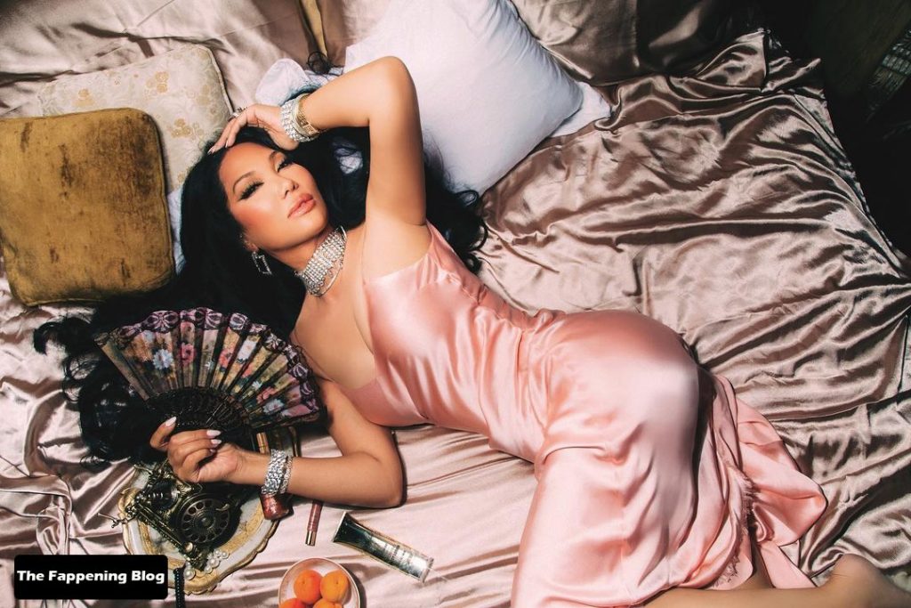 Kimora Lee Simmons Nude &amp; Sexy Collection (9 Photos)