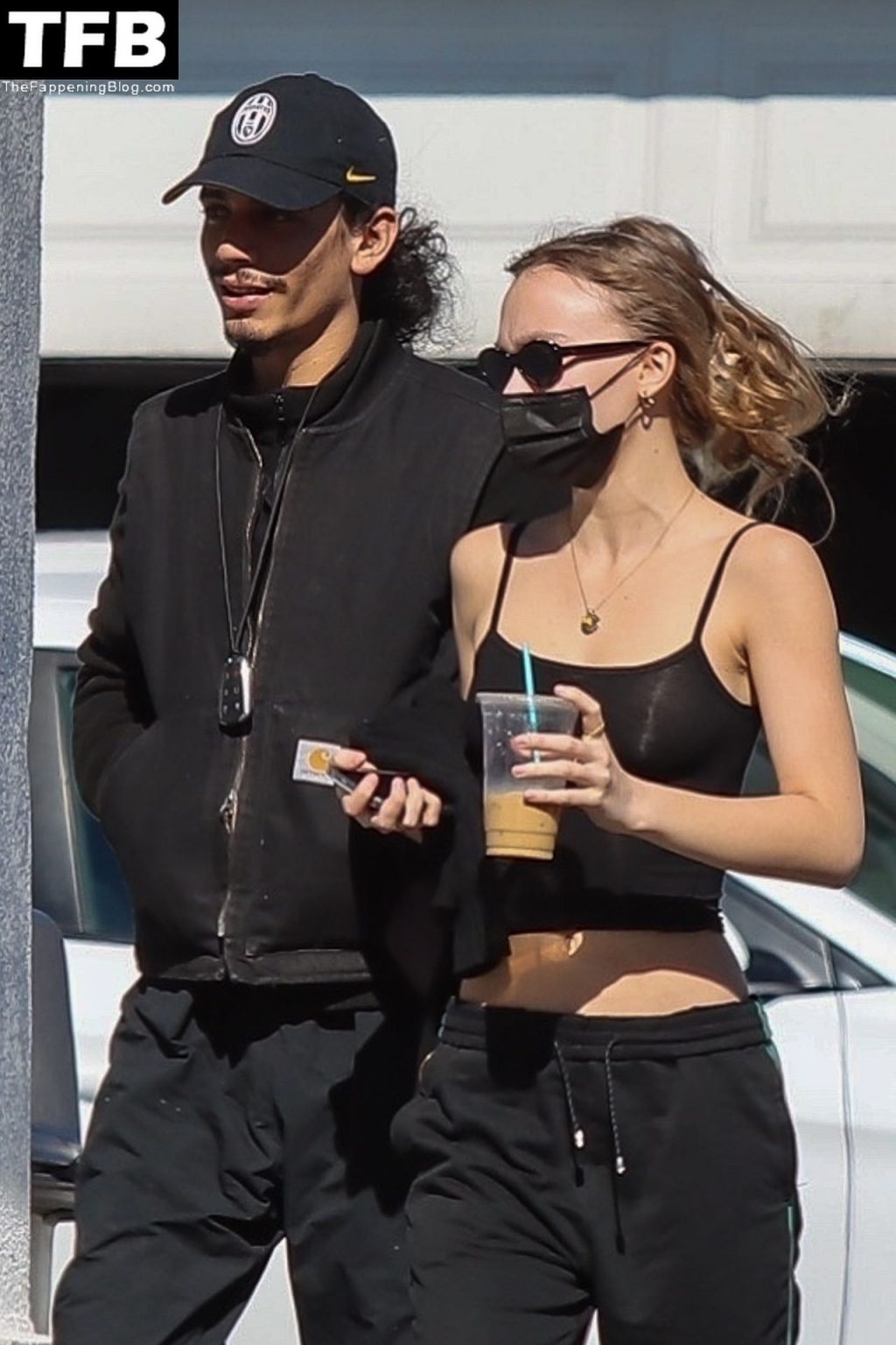 Braless Lily-Rose Depp and Her Boyfriend Yassine Stein Share Some PDA Before Getting Burgers (16 Photos)