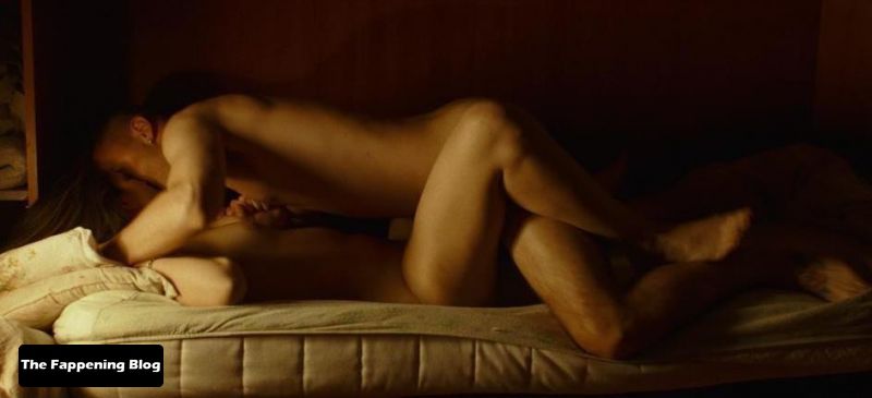 Michela De Rossi Nude Collection (14 Pics + Videos)
