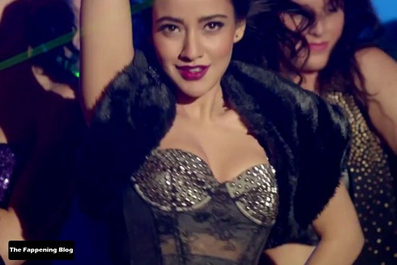 Neha-Sharma-Sexy-Tits-and-Ass-Photo-Collection-The-Fappening-Blog-32.jpg