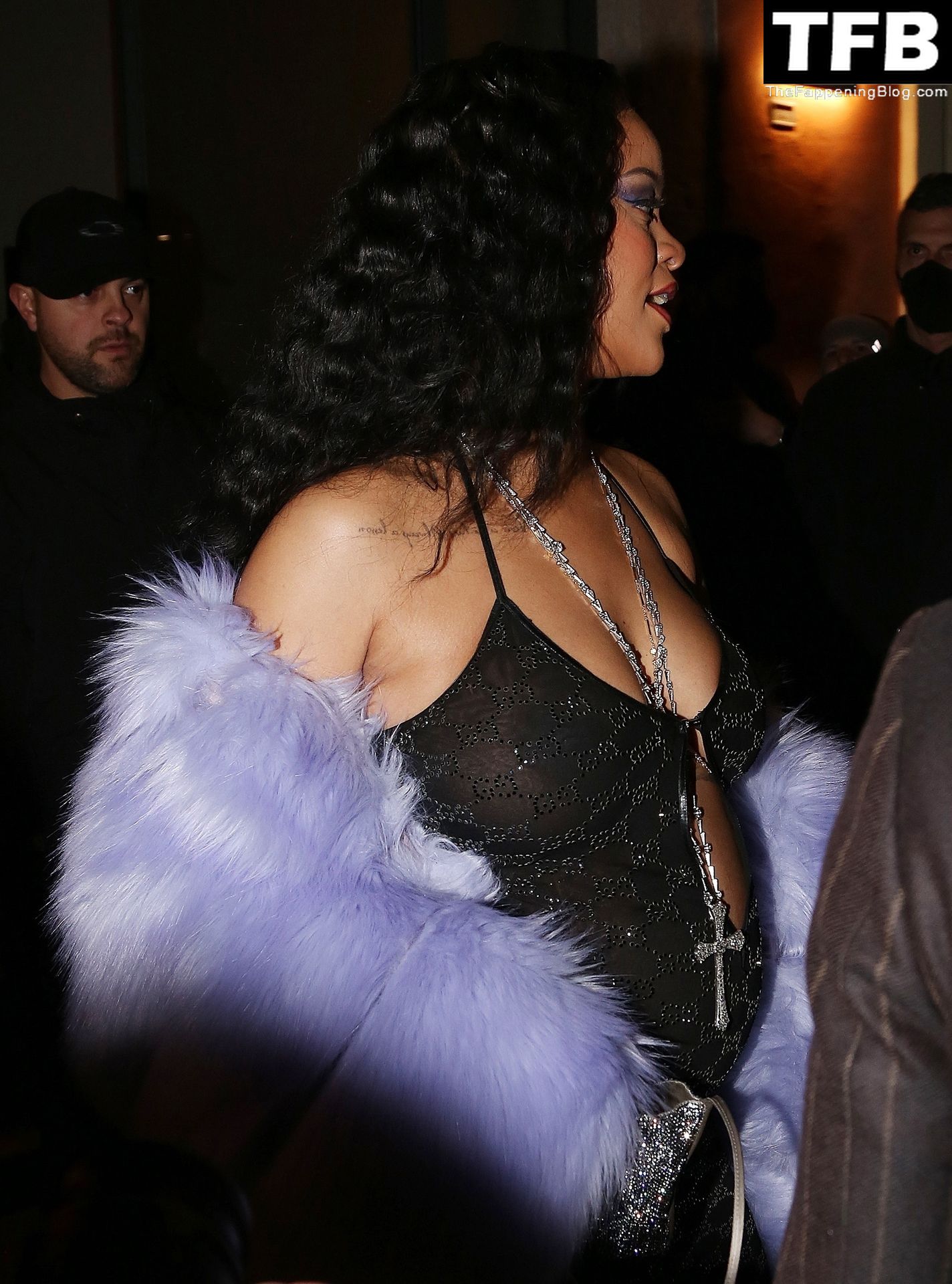 Rihanna-See-Through-Nude-The-Fappening-Blog-49.jpg