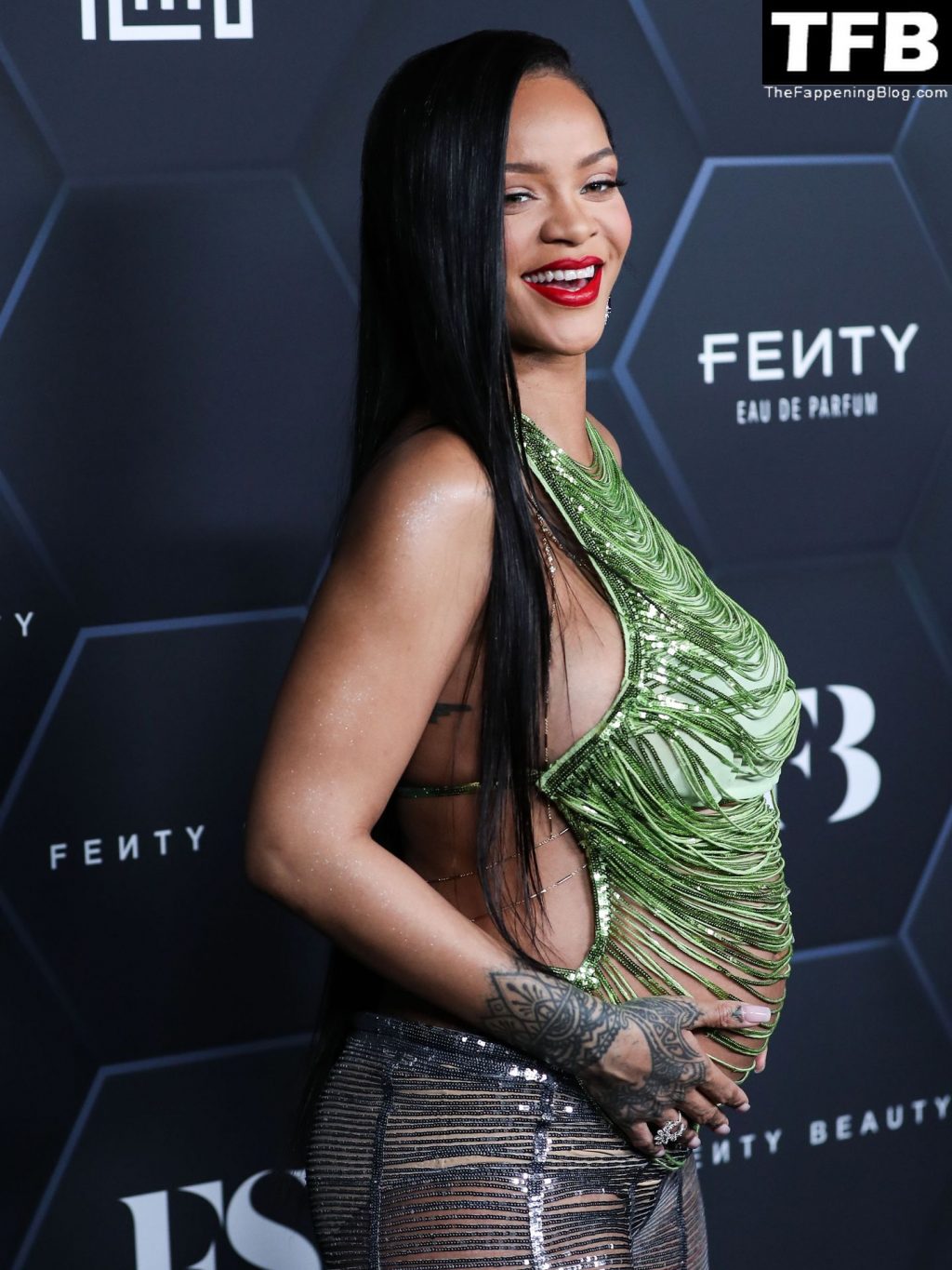 Rihanna Flaunts Her Curves at the Fenty Beauty And Fenty Skin Celebration in LA (154 Photos)