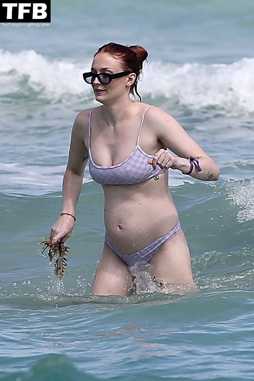 Sophie Turner Steps Out in a Bikini on the Beach in Miami (110 Photos)
