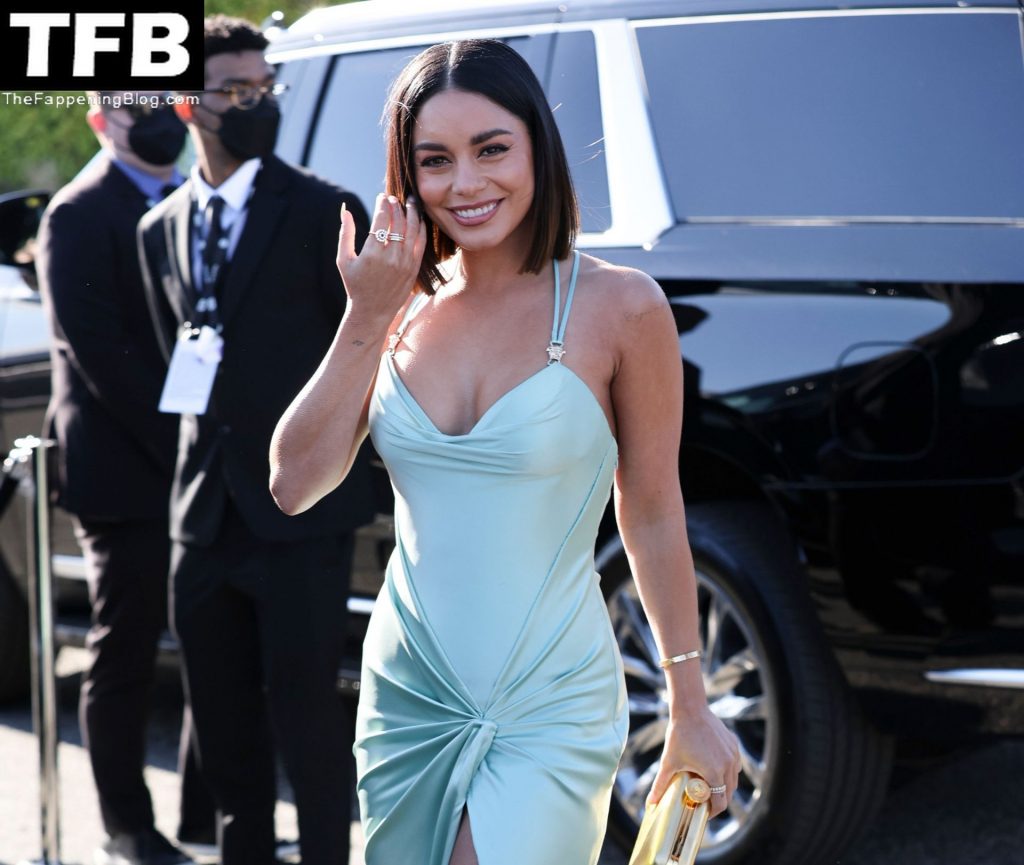 Vanessa Hudgens Shows Off Her Sexy Figure at the 28th Screen Actors Guild Awards (73 Photos)