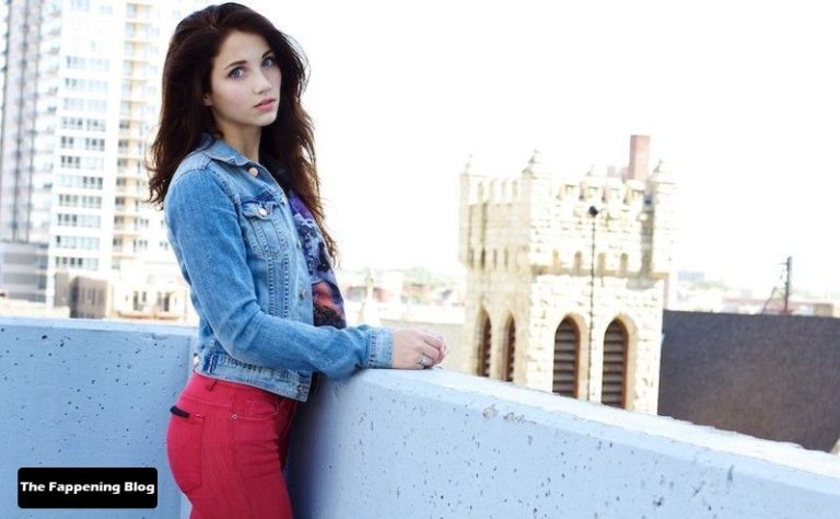Emily Rudd Sexy Collection 28 Photos Thefappening 