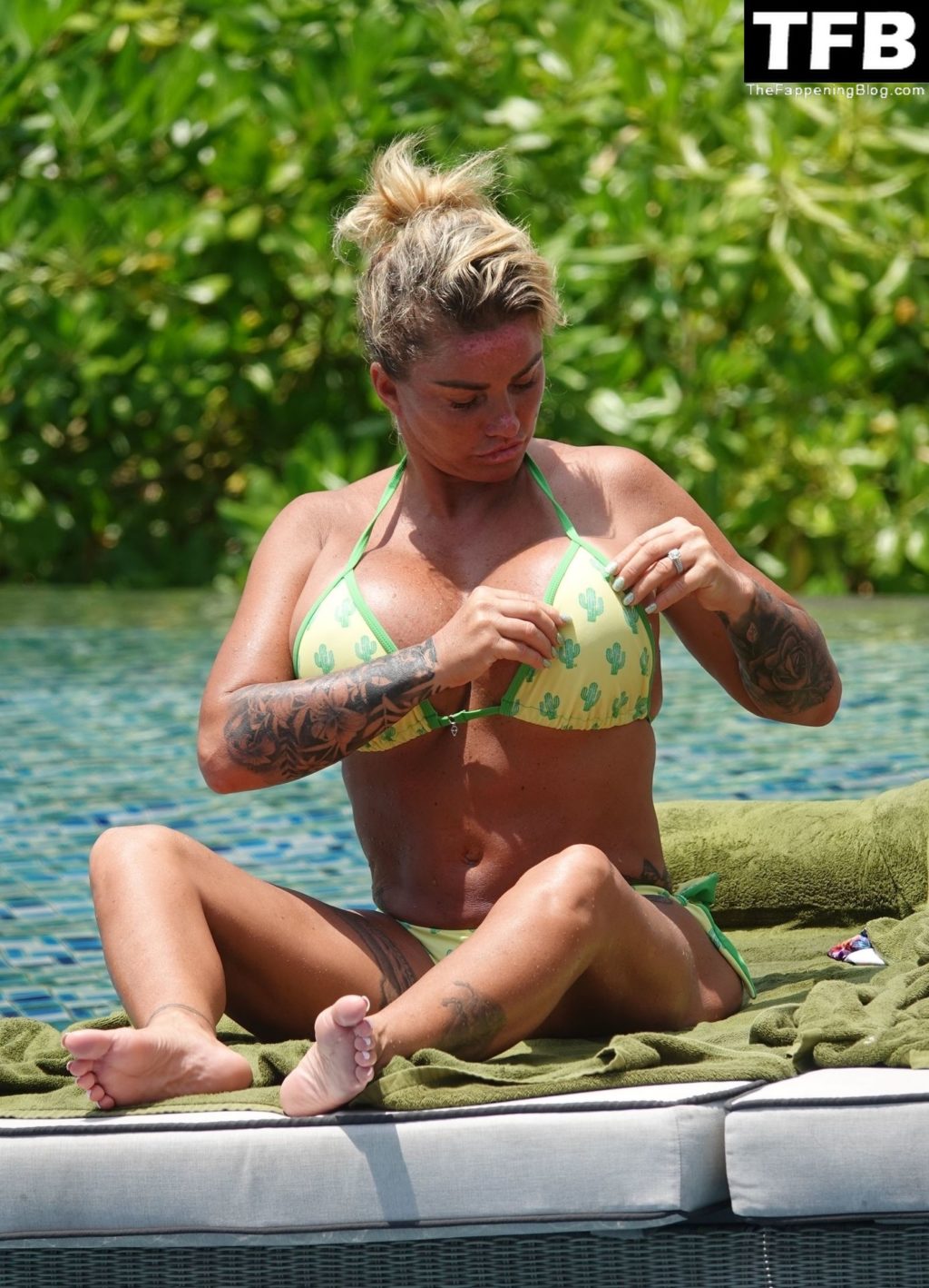 Katie Price Shows Off Her Bikini Body While Relaxing by the Pool with Carl Woods (62 Photos)