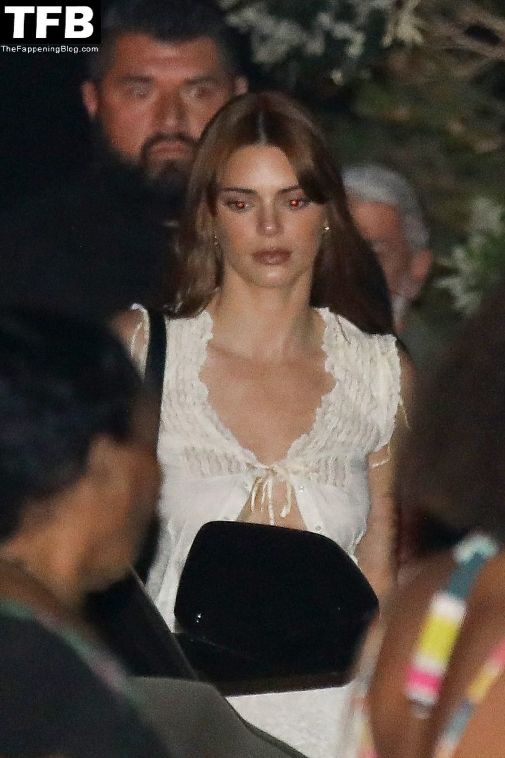 Kendall Jenner Shows Off Her Underboob at Nobu in Malibu (61 Photos)
