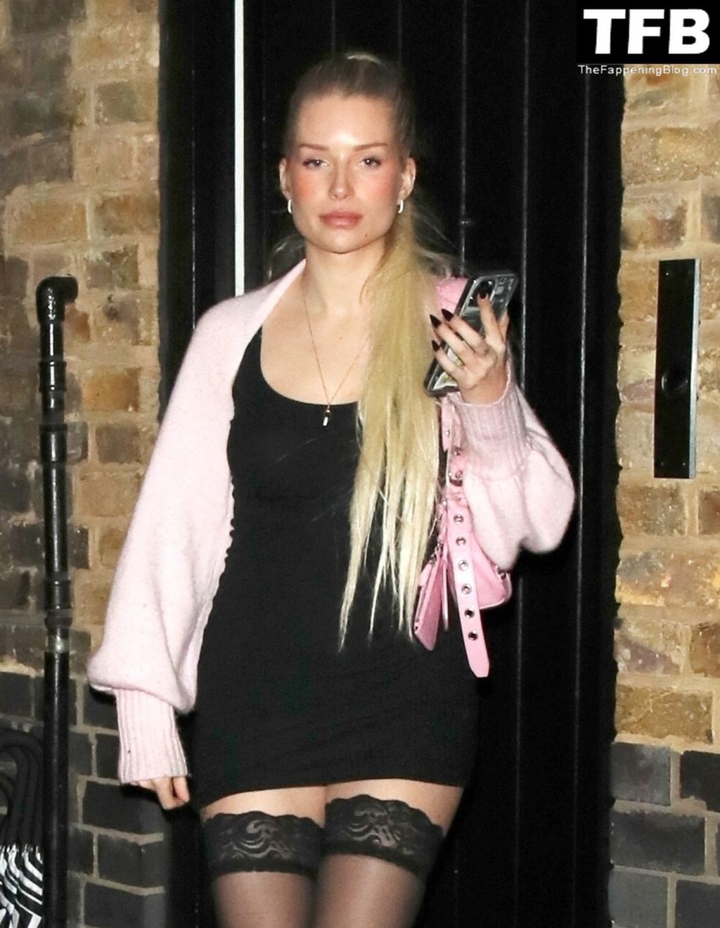 Lottie Moss and a Mystery Man are Seen Leaving The Chiltern Firehouse in London (34 Photos)
