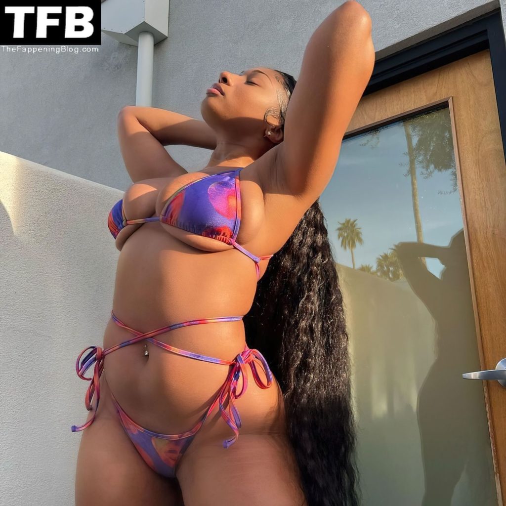 Megan Thee Stallion Shows Off Her Huge Boobs &amp; Butt in a Sexy Bikini Shoot (7 Photos)