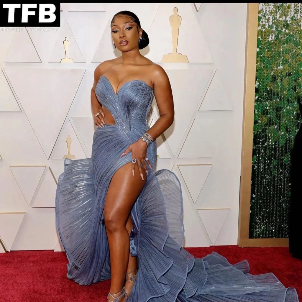 Megan Thee Stallion Displays Her Sexy Legs &amp; Boobs at the 94th Annual Academy Awards (7 Photos)