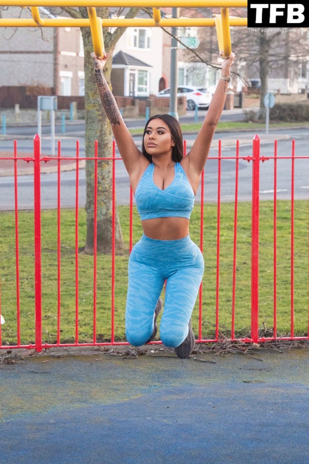 Nikita Jasmine Shows Off Her Amazing Bum as She Works Out at a Local Park in Newcastle (7 Photos)