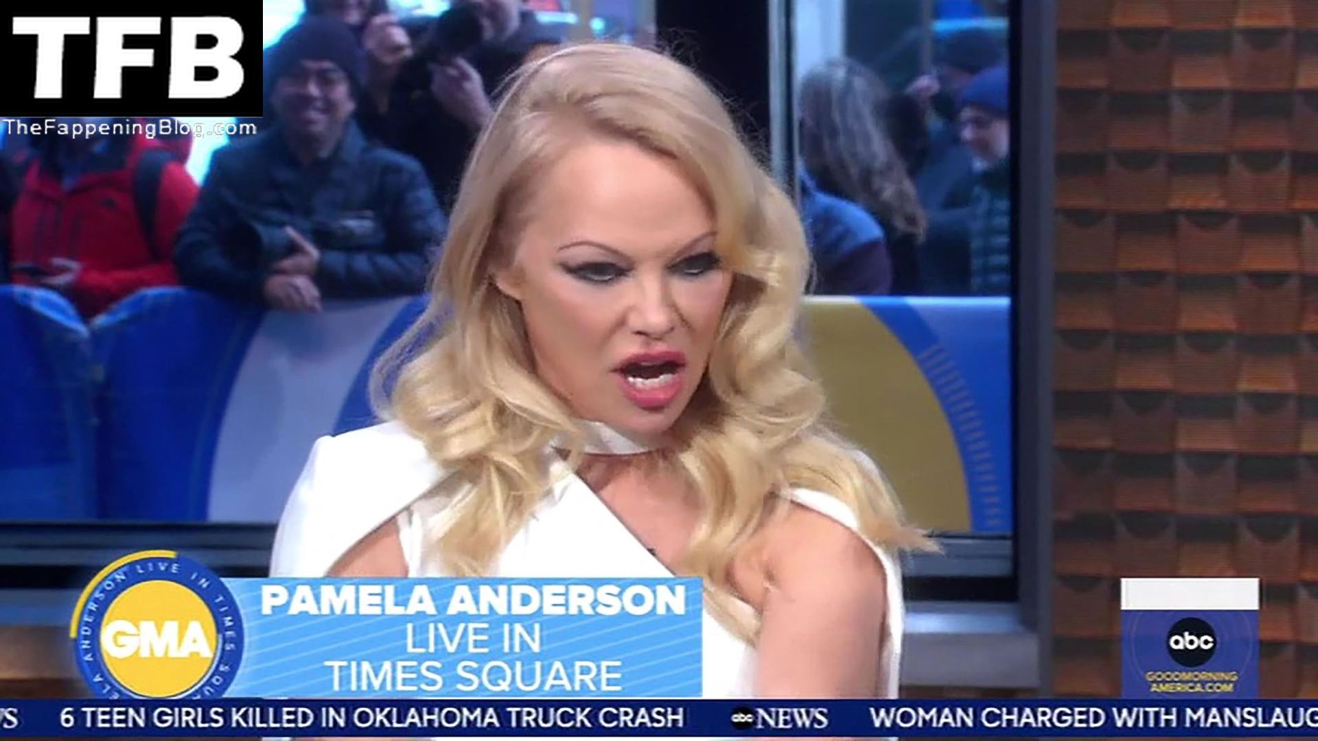 Pamela-Anderson-Hot-The-Fappening-Blog-10.jpg