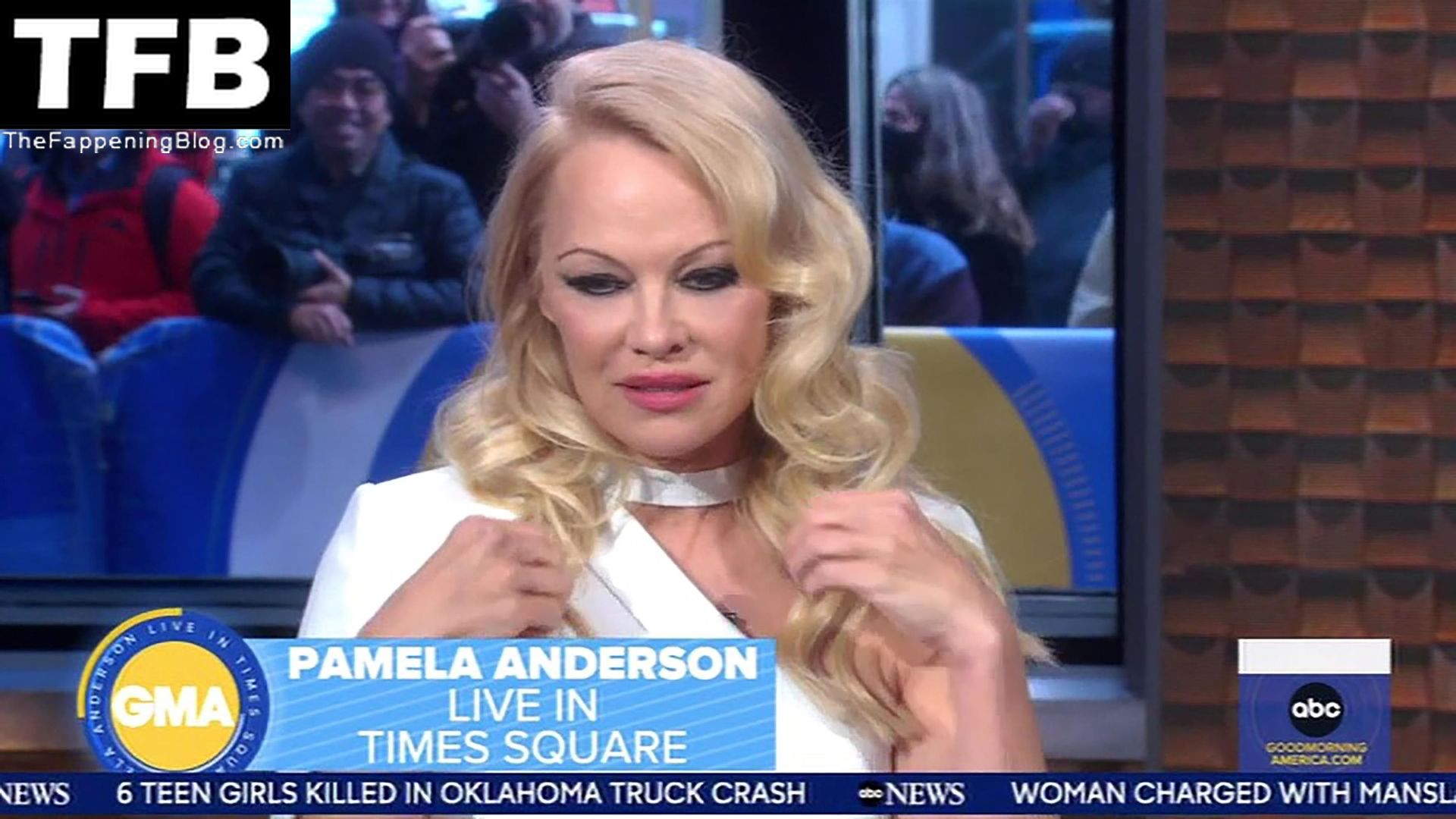 Pamela-Anderson-Hot-The-Fappening-Blog-9.jpg