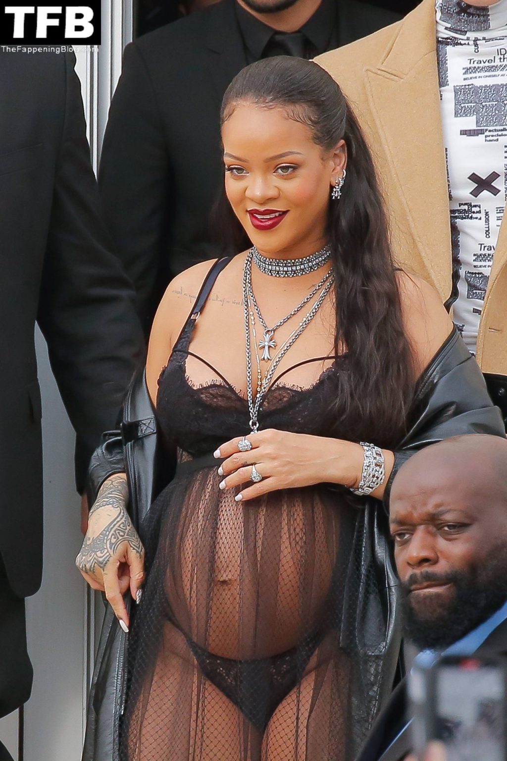 Pregnant Rihanna Looks Hot at the Dior Fashion Show in Paris (150 Photos)