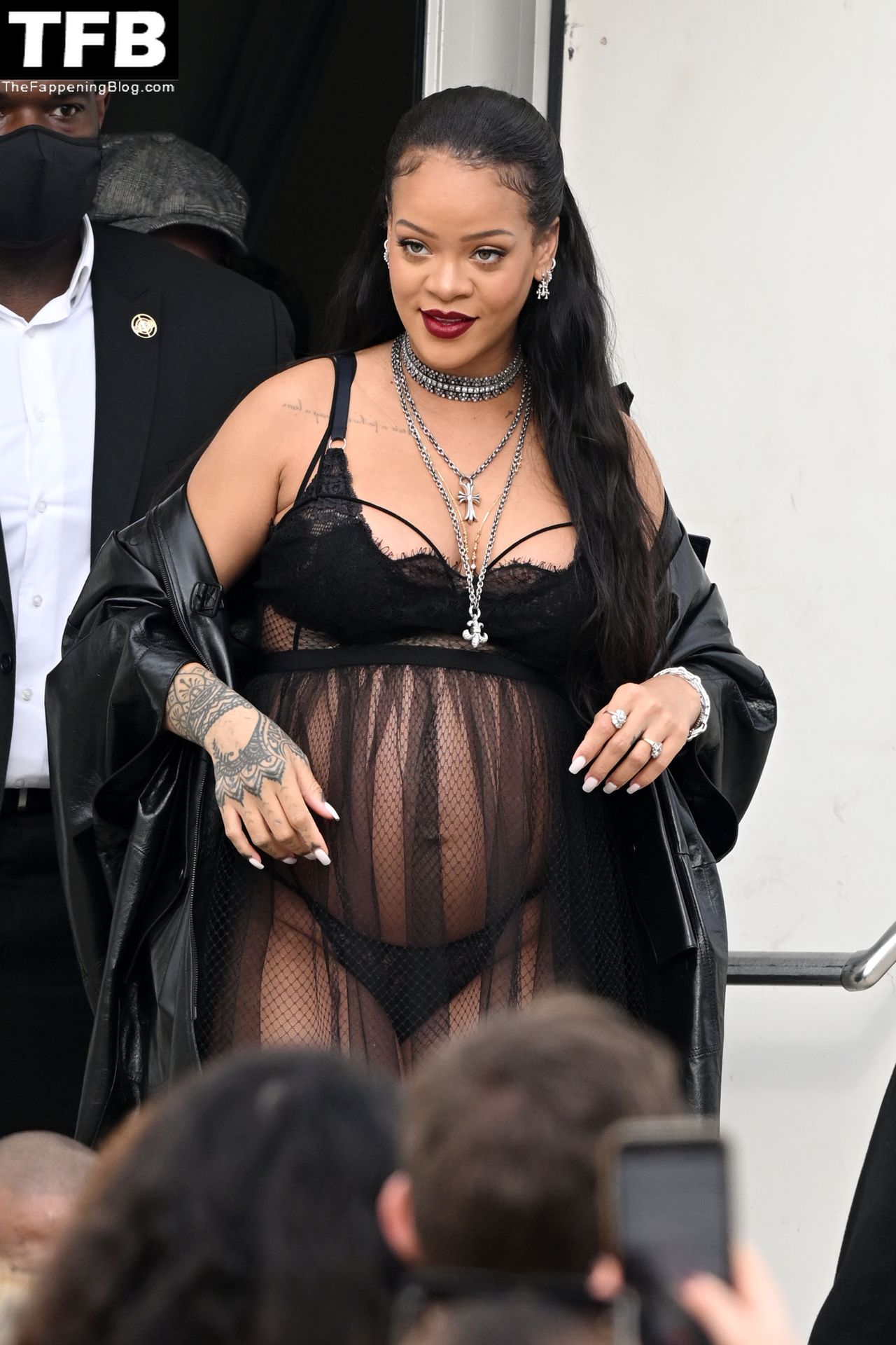 Rihanna-Sexy-The-Fappening-Blog-105.jpg