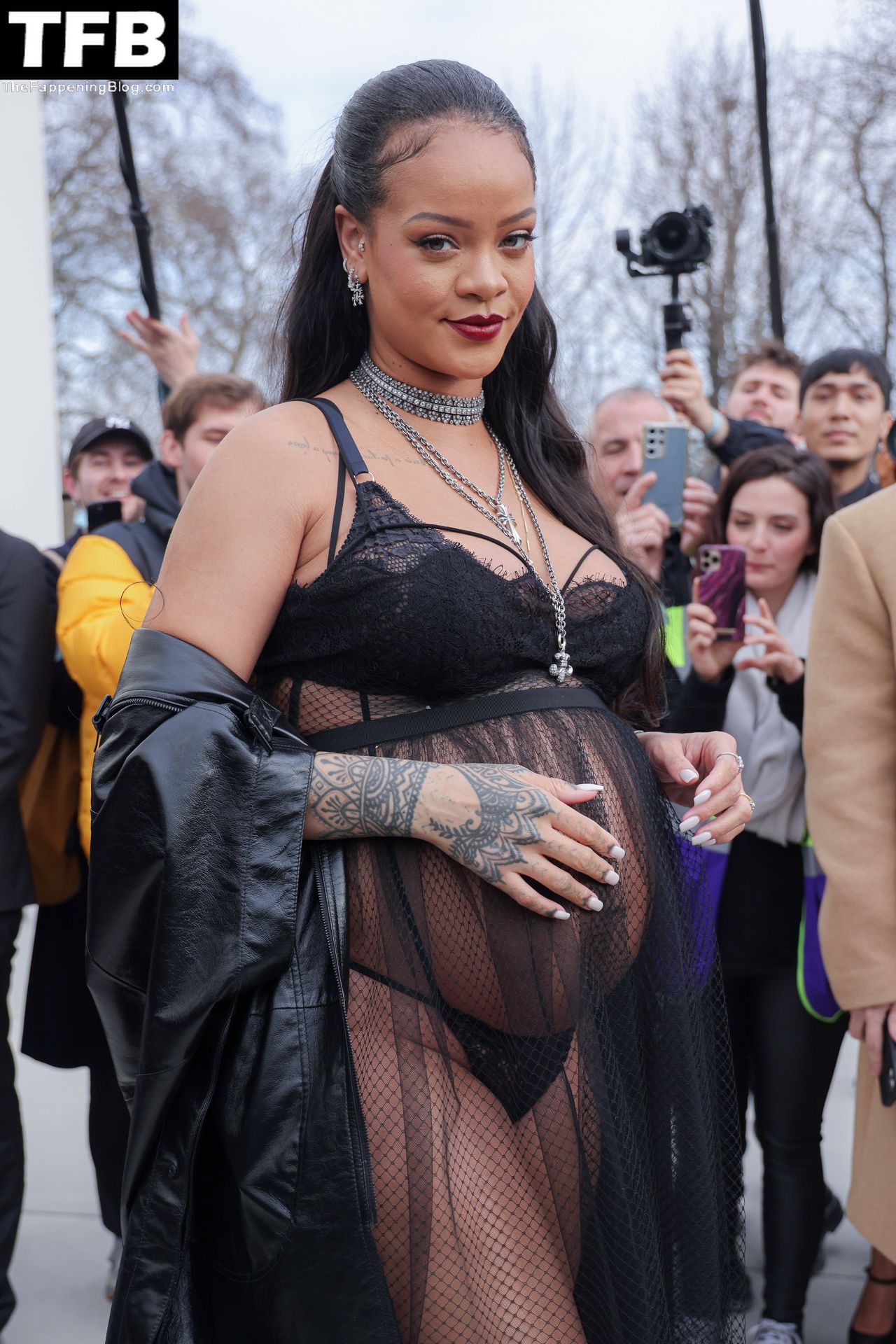 Rihanna-Sexy-The-Fappening-Blog-19-1.jpg