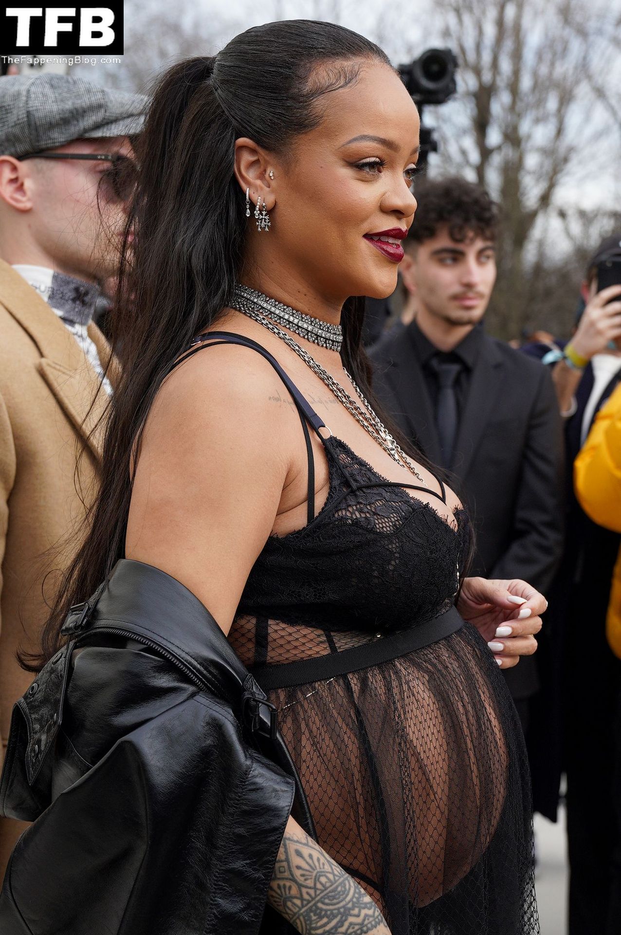 Rihanna-Sexy-The-Fappening-Blog-67-1.jpg