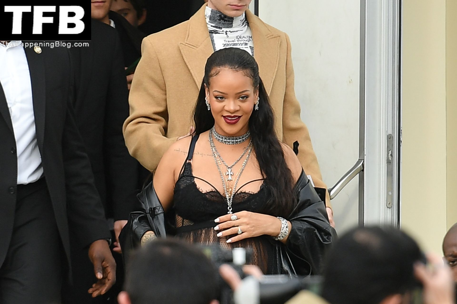 Rihanna-Sexy-The-Fappening-Blog-87.jpg