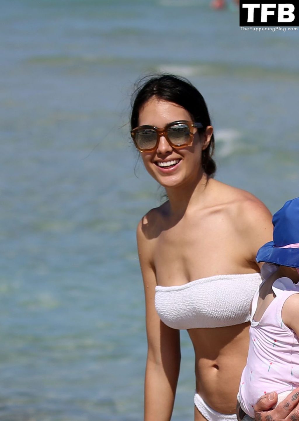 Sharon Fonseca &amp; Gianluca Vacchi Enjoy a Day on the Beach in Miami (26 Photos)